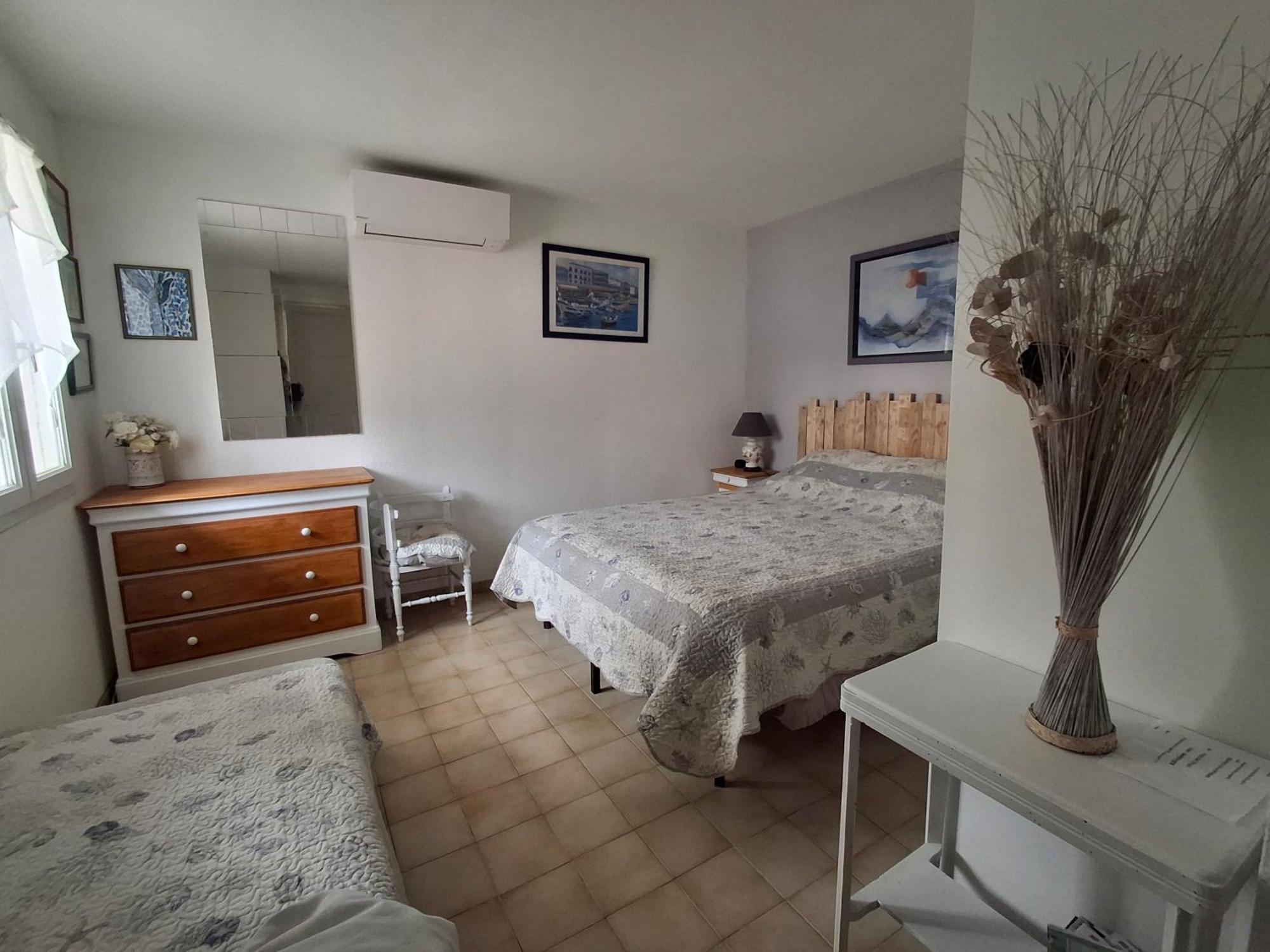 Chambre Privee Independante, Piscine 阿格德 外观 照片